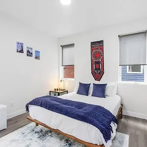 Apartment Highgarden The Seat Of House Tyrell Sweet, Seattle